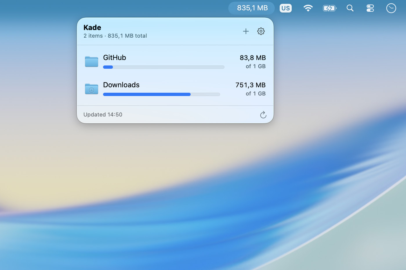 The Kade popover under the macOS menu bar, listing two watched folders with their sizes and limits.